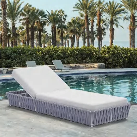 LG-R-1507 Wicker-Style Outdoor Lounger