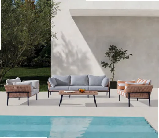 LG39-01 Wicker-Style Outdoor Single Sofa