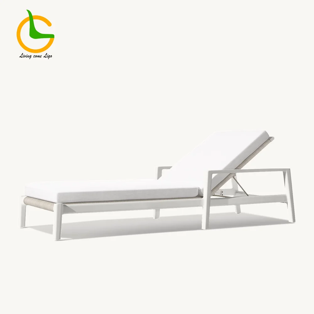 LG396-11 Rope-Woven Outdoor Lounger
