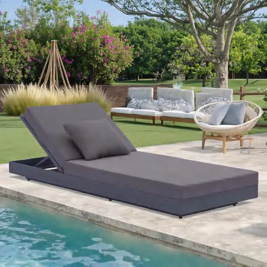 LG92-01 Aluminum Outdoor Lounge chair